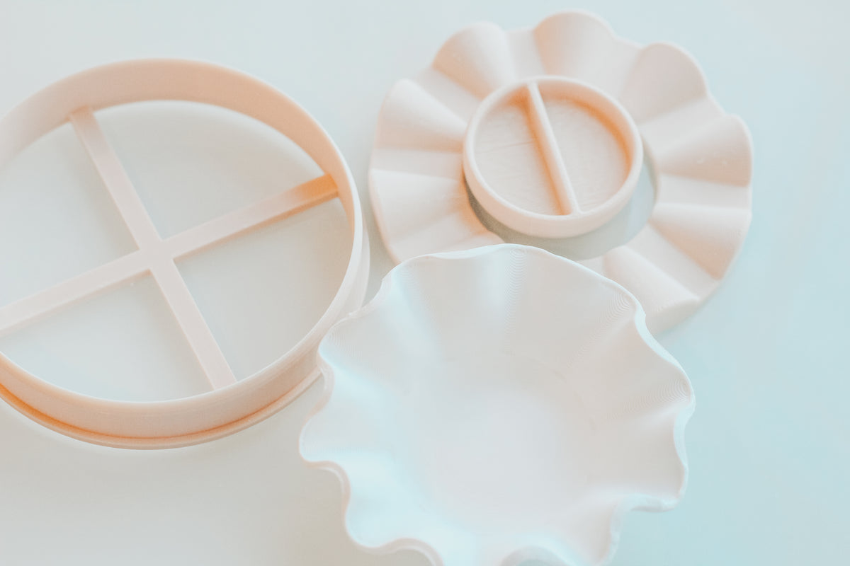 Classic Circle Trinket Dish Clay Cutter, Wavy Press &amp; Shaper Tool (Copy)