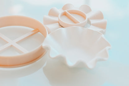 Classic Circle Trinket Dish Clay Cutter, Wavy Press &amp; Shaper Tool (Copy)