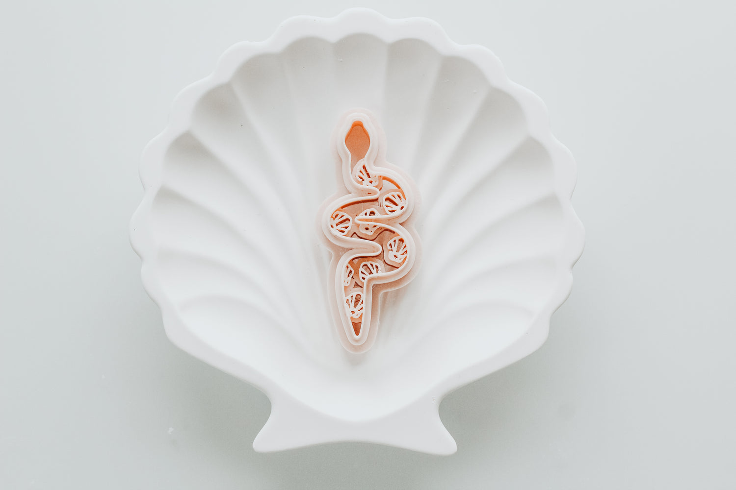Shell Snake Clay Cutter