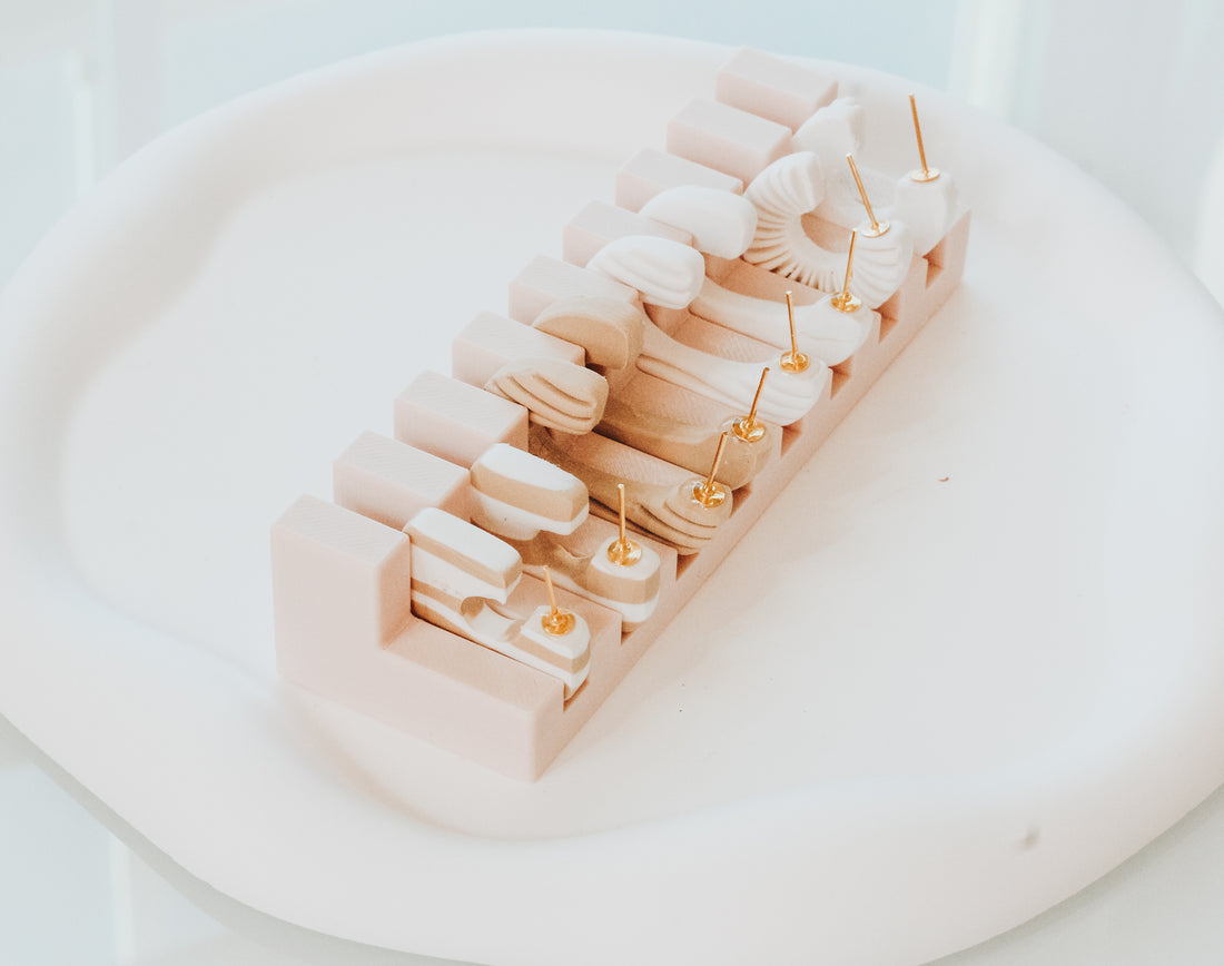 Large Hoop / Huggie Tray (Designed for Hoops 5mm Thick or Less)