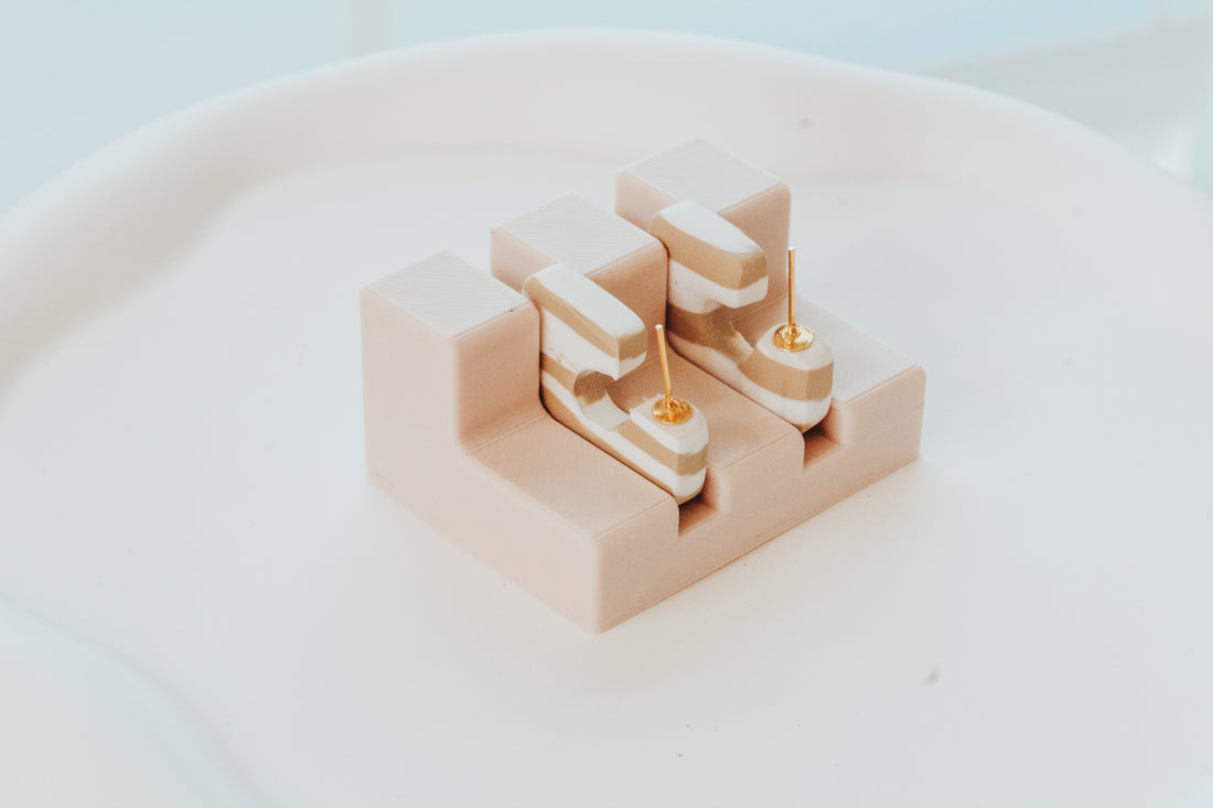 Small Hoop / Huggie Tray (Designed for Hoops 5mm Thick or Less)
