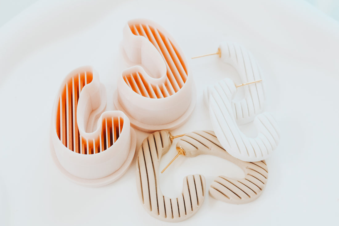 Lined Oval Hoop / Huggie Clay Cutter Mirrored Set
