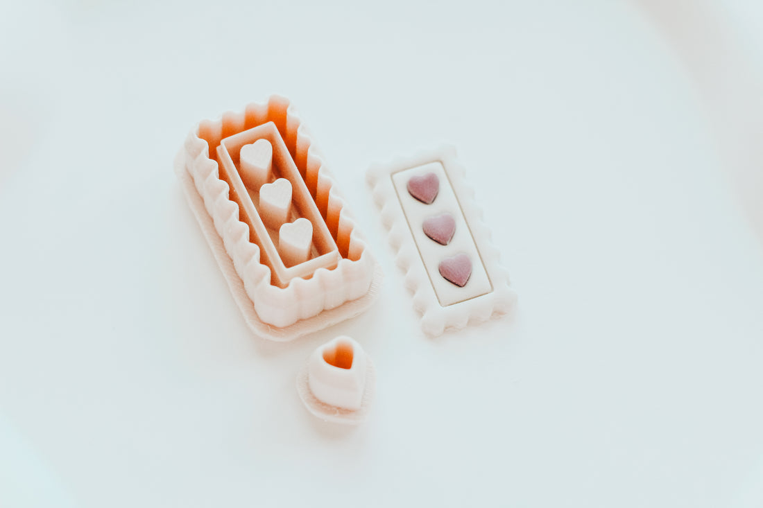 Bezel Stamp Heart Clay Cutter Set