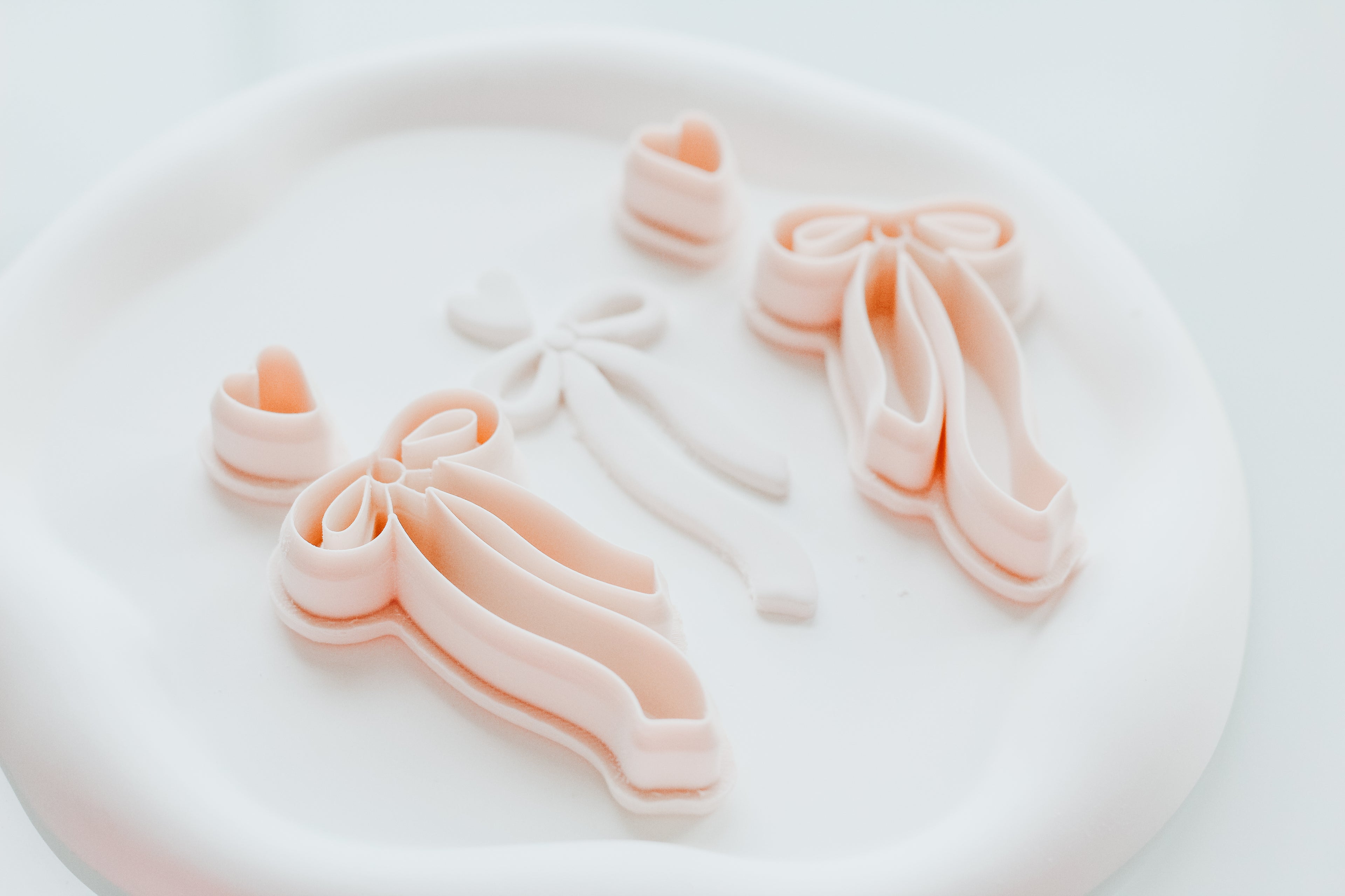 BIG Love Bow Mirrored Clay Cutter Set