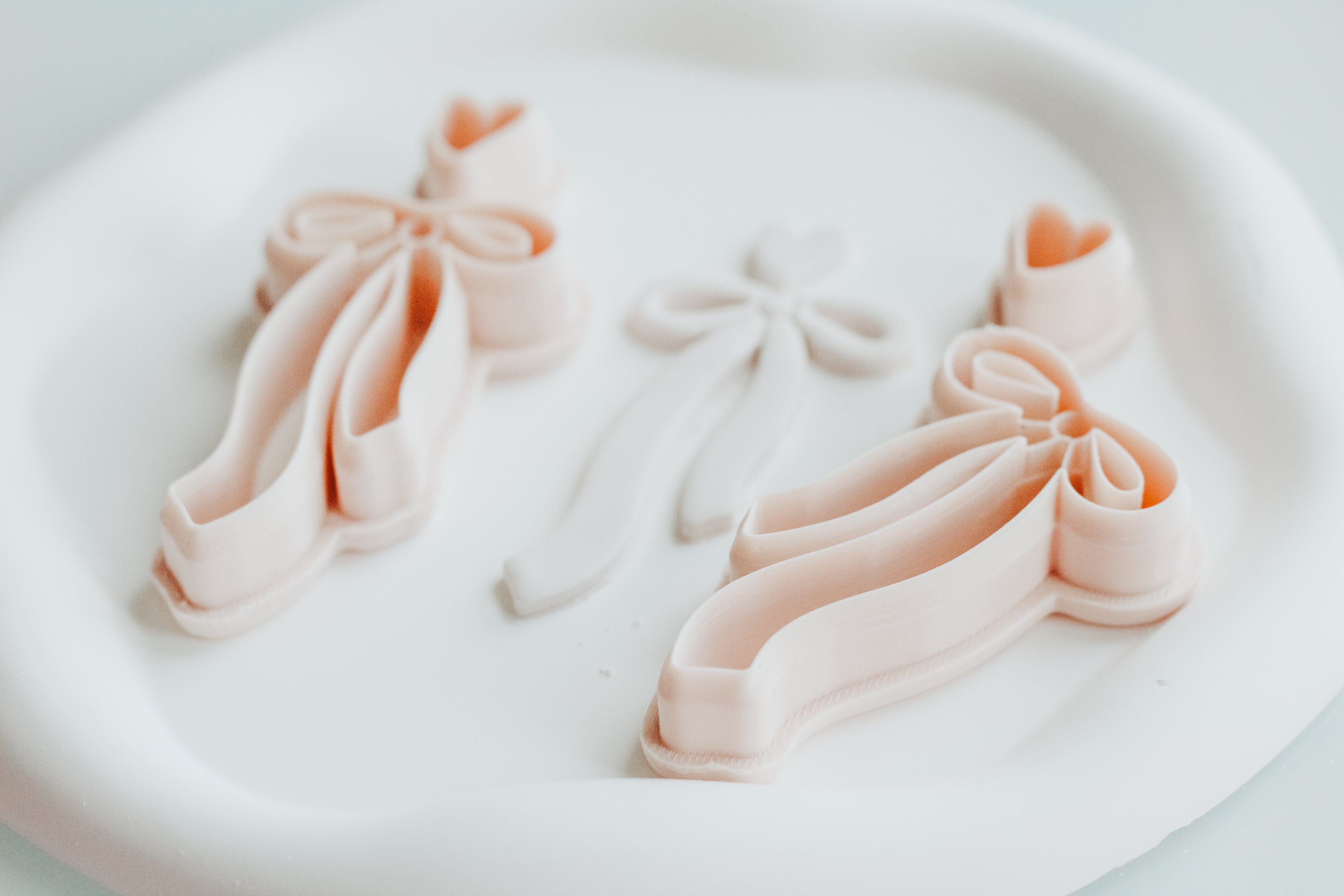 BIG Love Bow Mirrored Clay Cutter Set