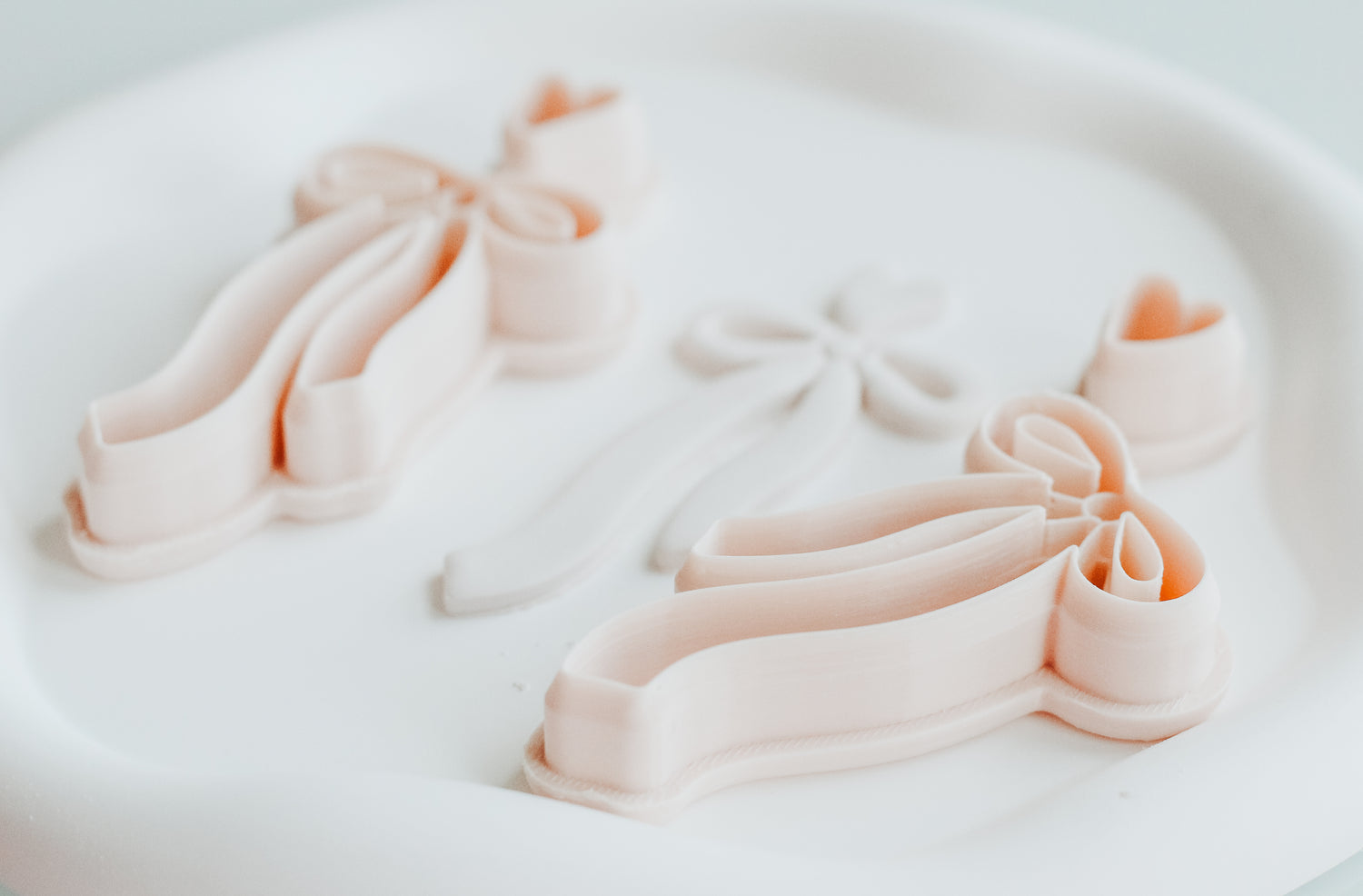 BIG Love Bow Mirrored Clay Cutter Set