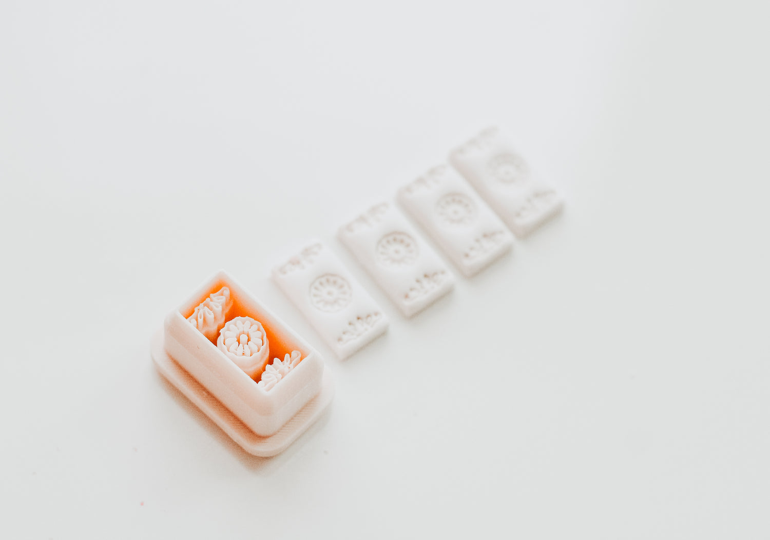 Talavera Charm Extra Dainty Precision Clay Cutter