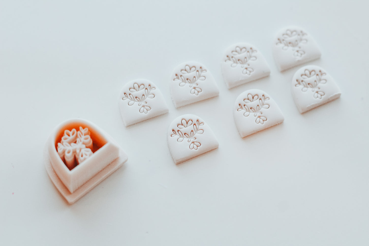 Dainty Vine Charm Extra Dainty Precision Clay Cutter