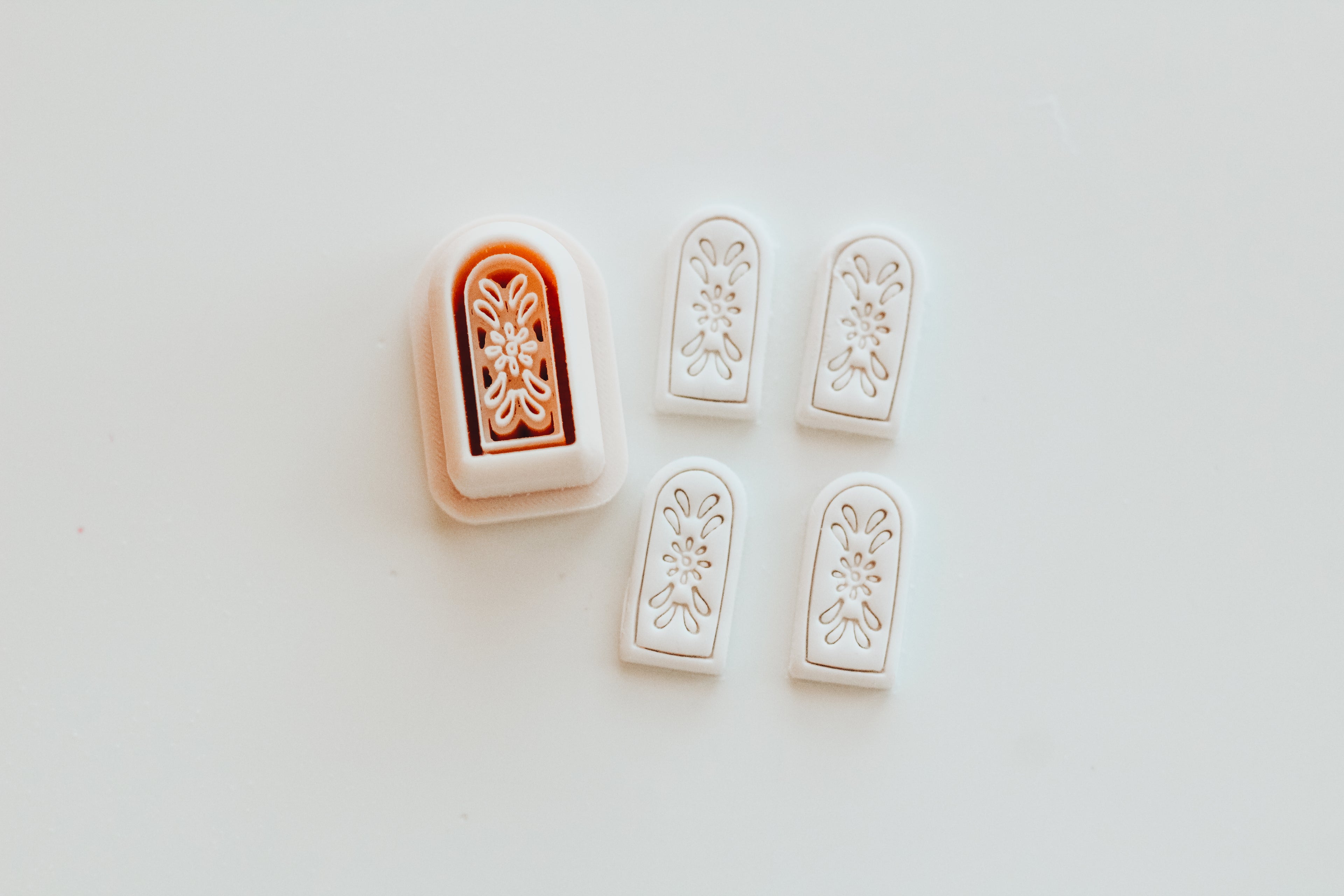 Willow Charm Extra Dainty Precision Clay Cutter Mirror Set