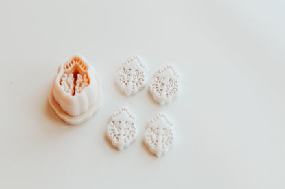 Melody Charm Extra Dainty Precision Clay Cutter Mirror Set