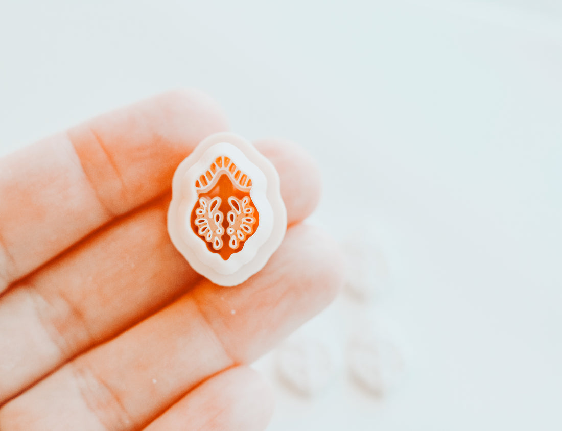 Melody Charm Extra Dainty Precision Clay Cutter Mirror Set