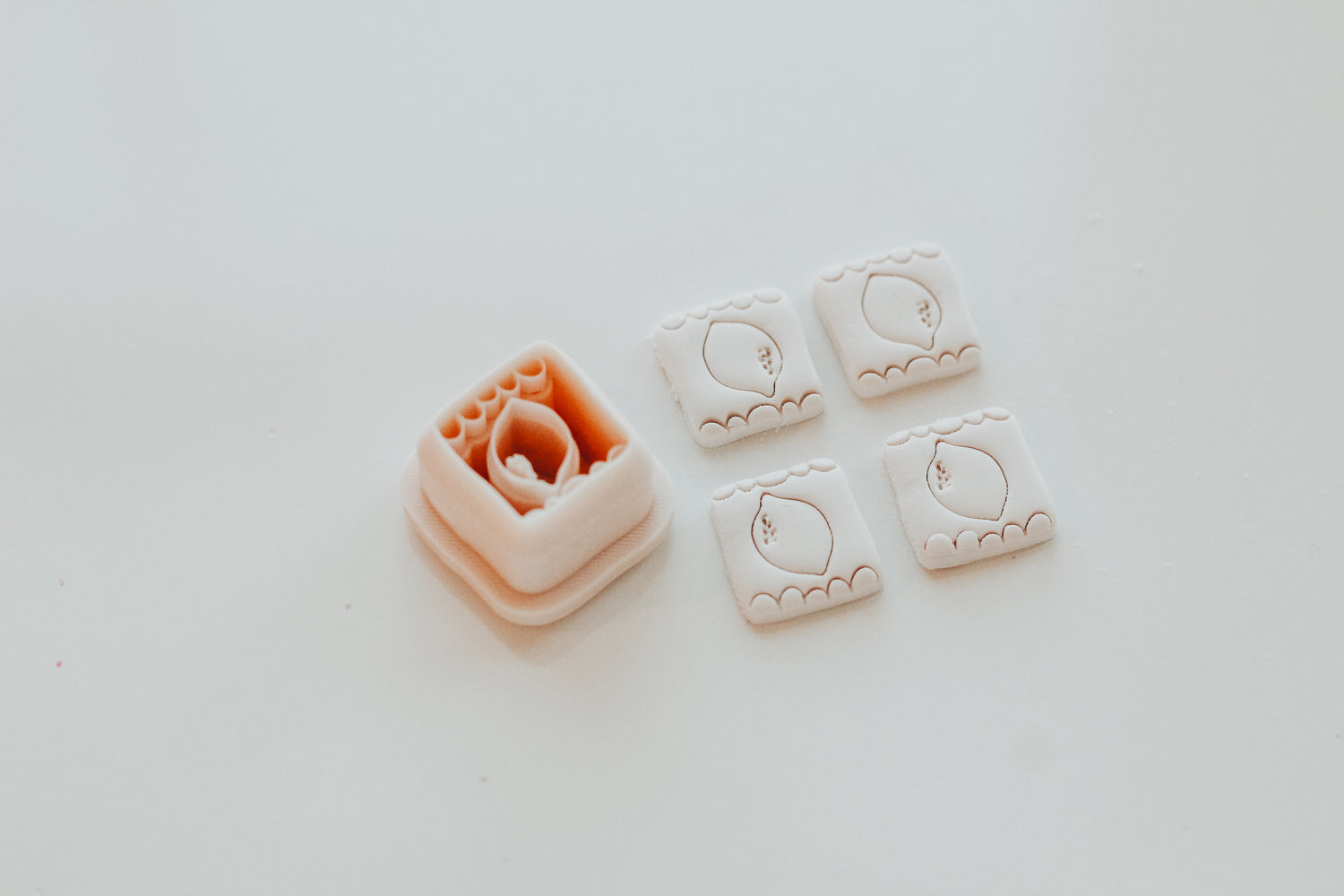 Lemon Charm Extra Dainty Precision Clay Cutter Mirror Set