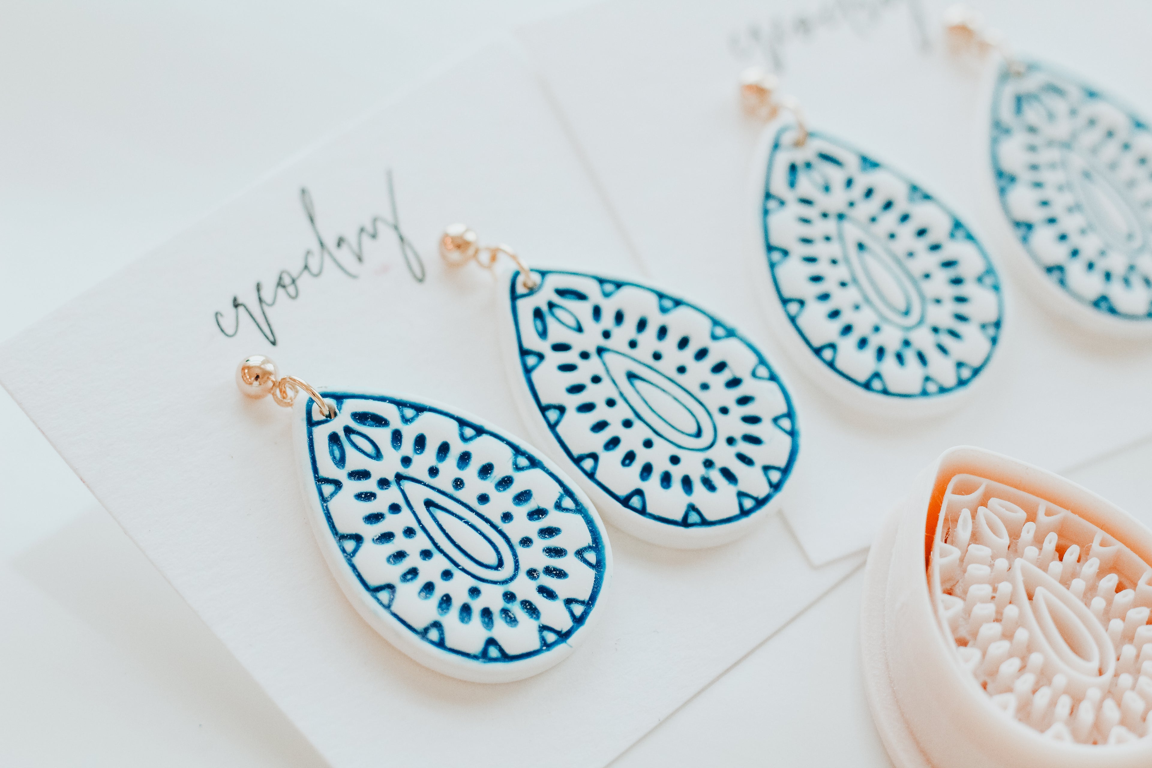 Naviah Boho Summer Drop Clay Cutter