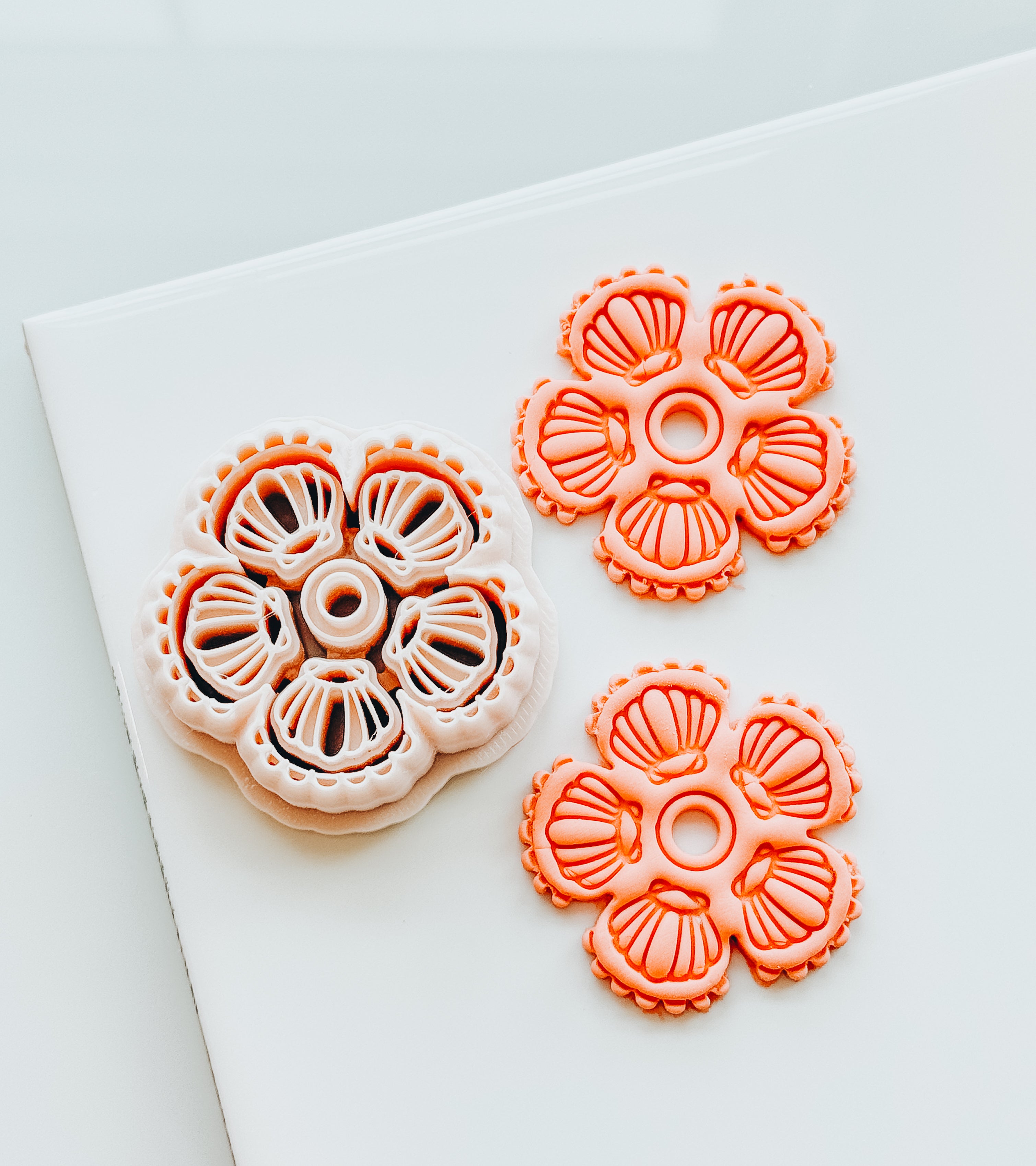 Gracie Scallop Sea Shell Flower Clay Cutter