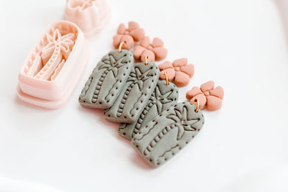 Lush &amp; Wild Palm Clay Earring Cutter