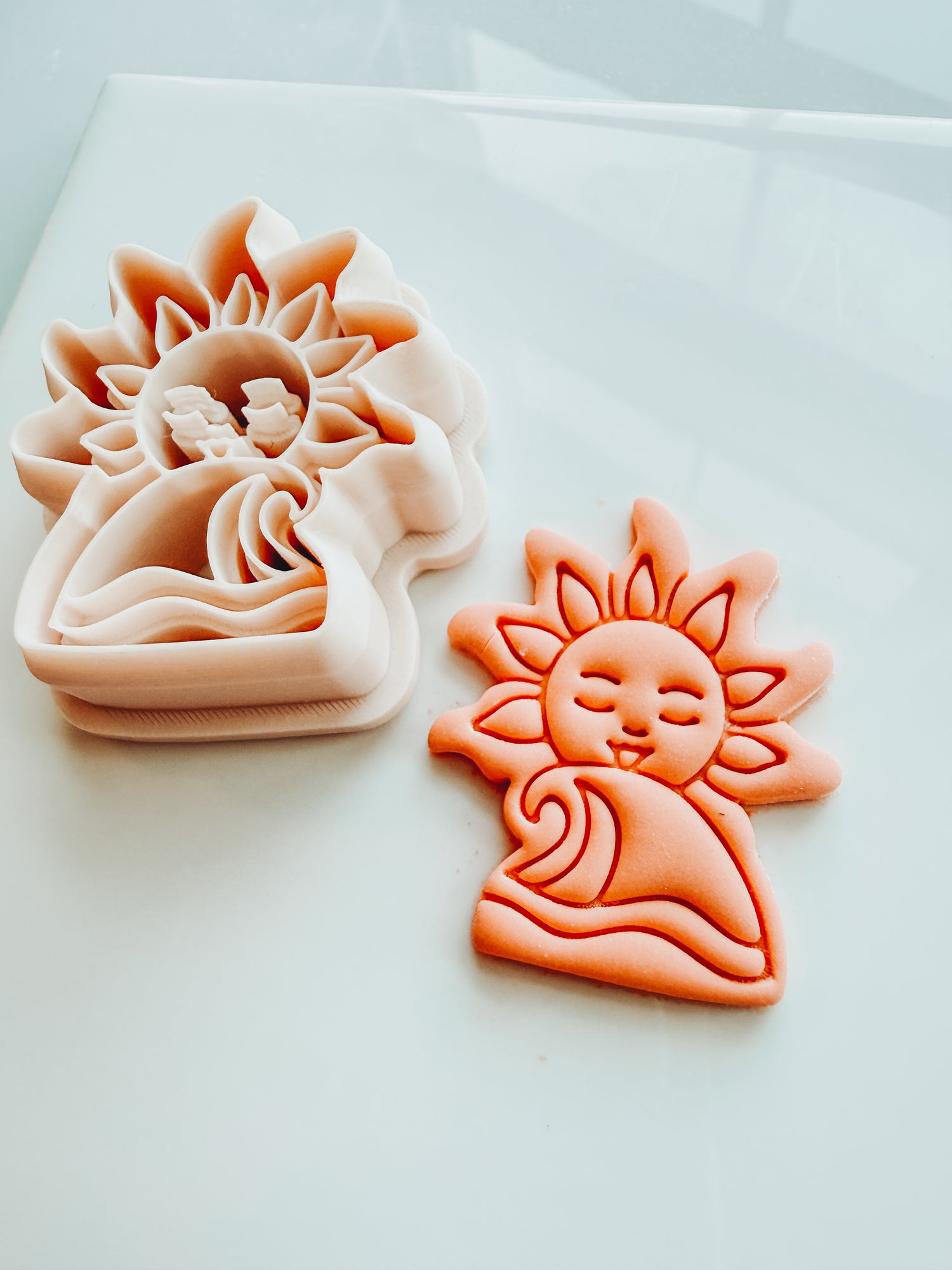 Sun &amp; Swell Clay Cutter