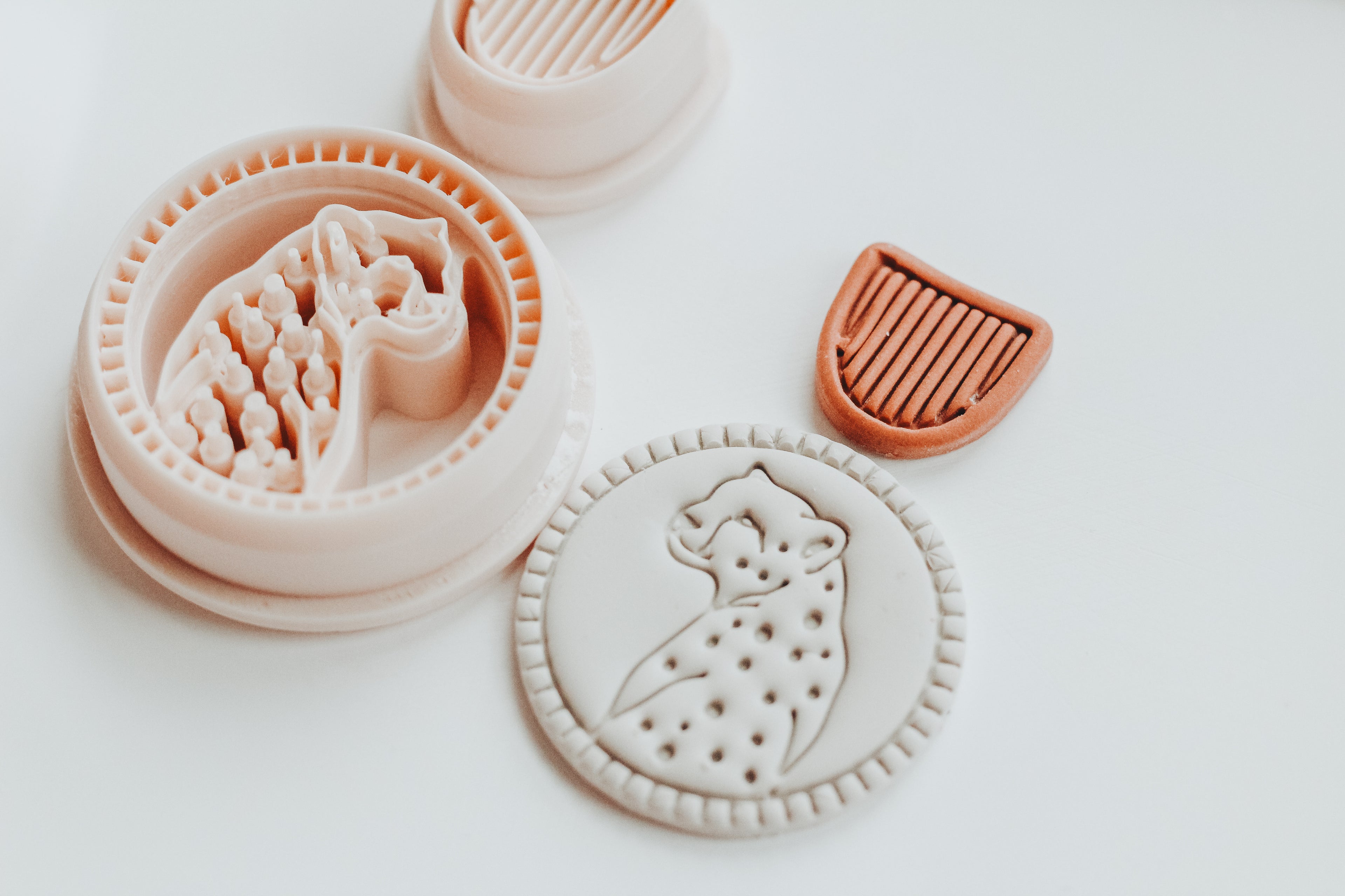 Lush &amp; Wild Cheetah 2 - Two Piece Clay Earring Cutter