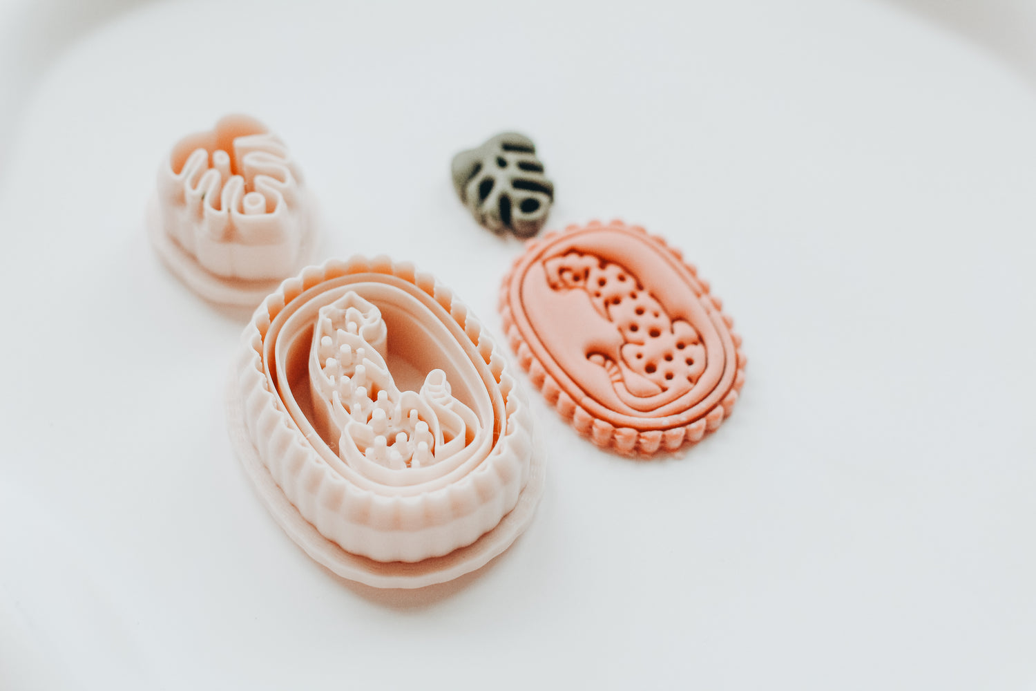 Lush &amp; Wild Cheetah 1 - Two Piece Clay Earring Cutter