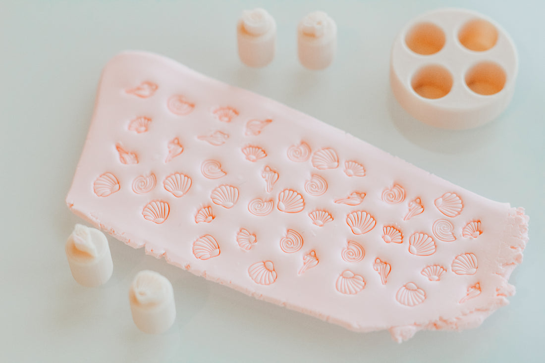 Micro Shell Stamp Pack - 4 Stamps & Holder