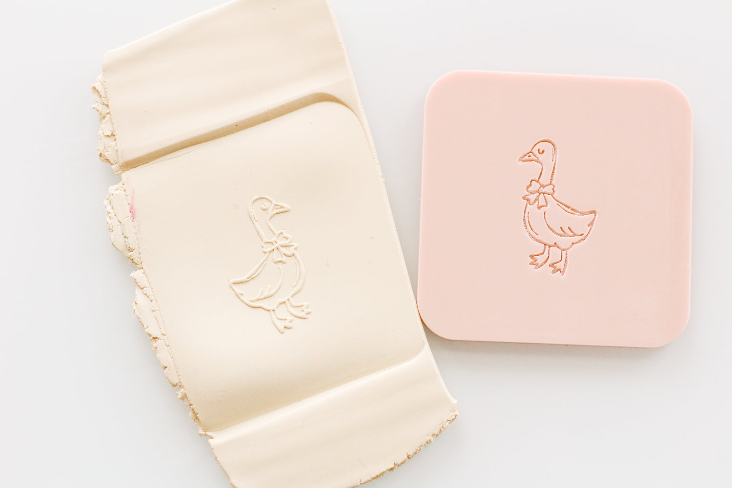 Goose &amp; Bow Clay Acrylic Texture Plate