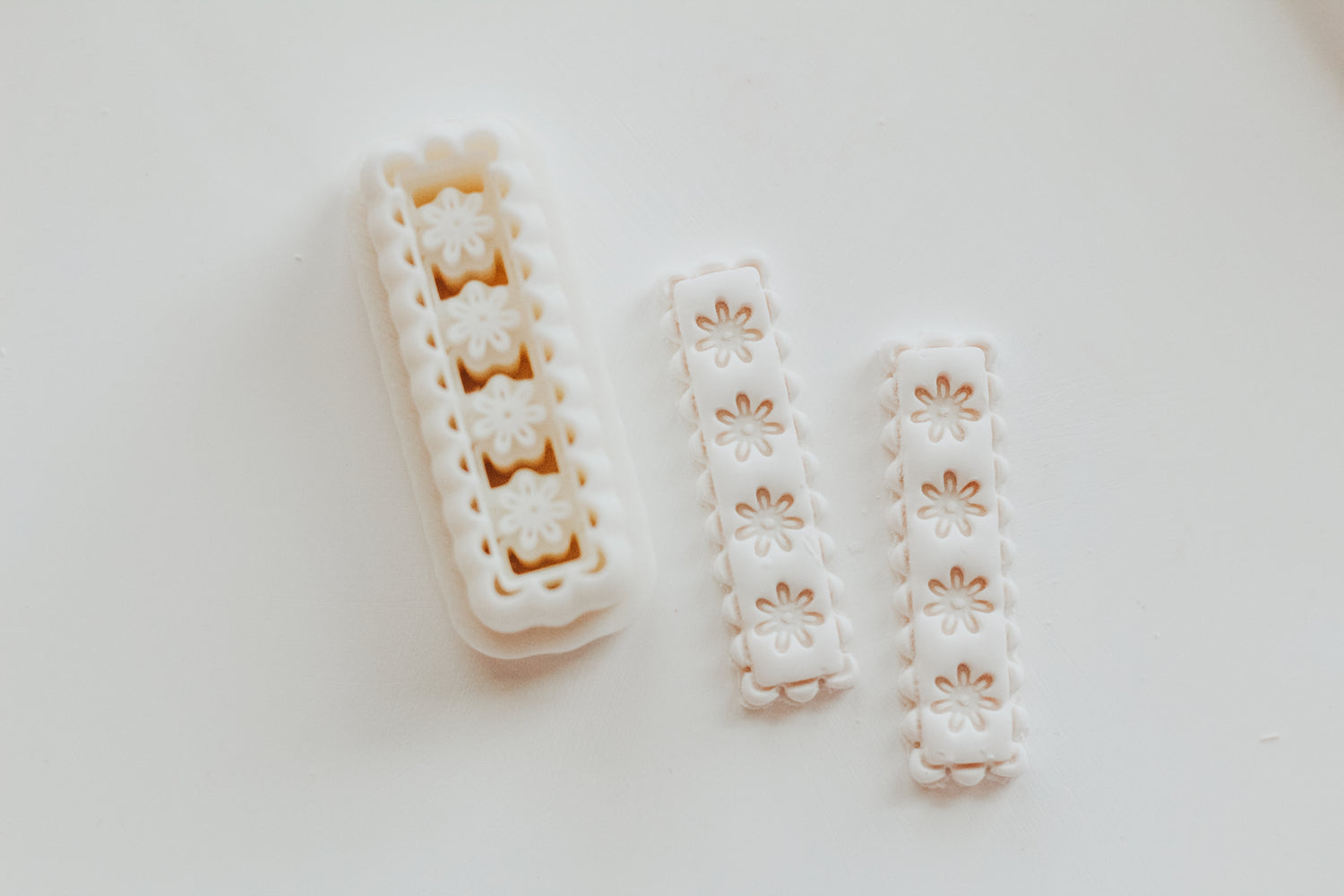 Daisy Bar  Clay Earring Cutter
