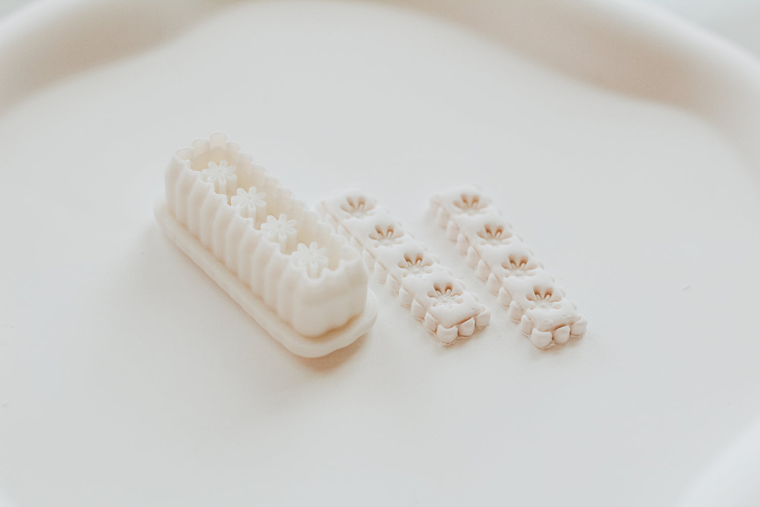 Daisy Bar  Clay Earring Cutter