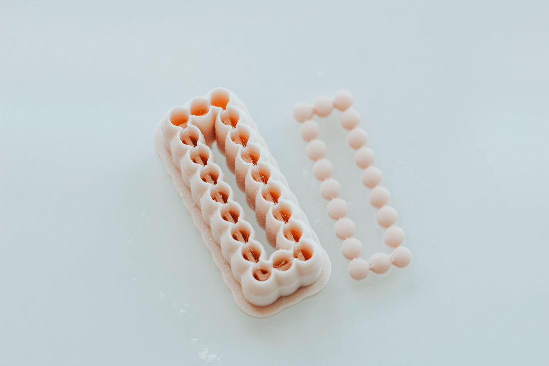 Long Rectangle Bubble Skinny Clay Cutter