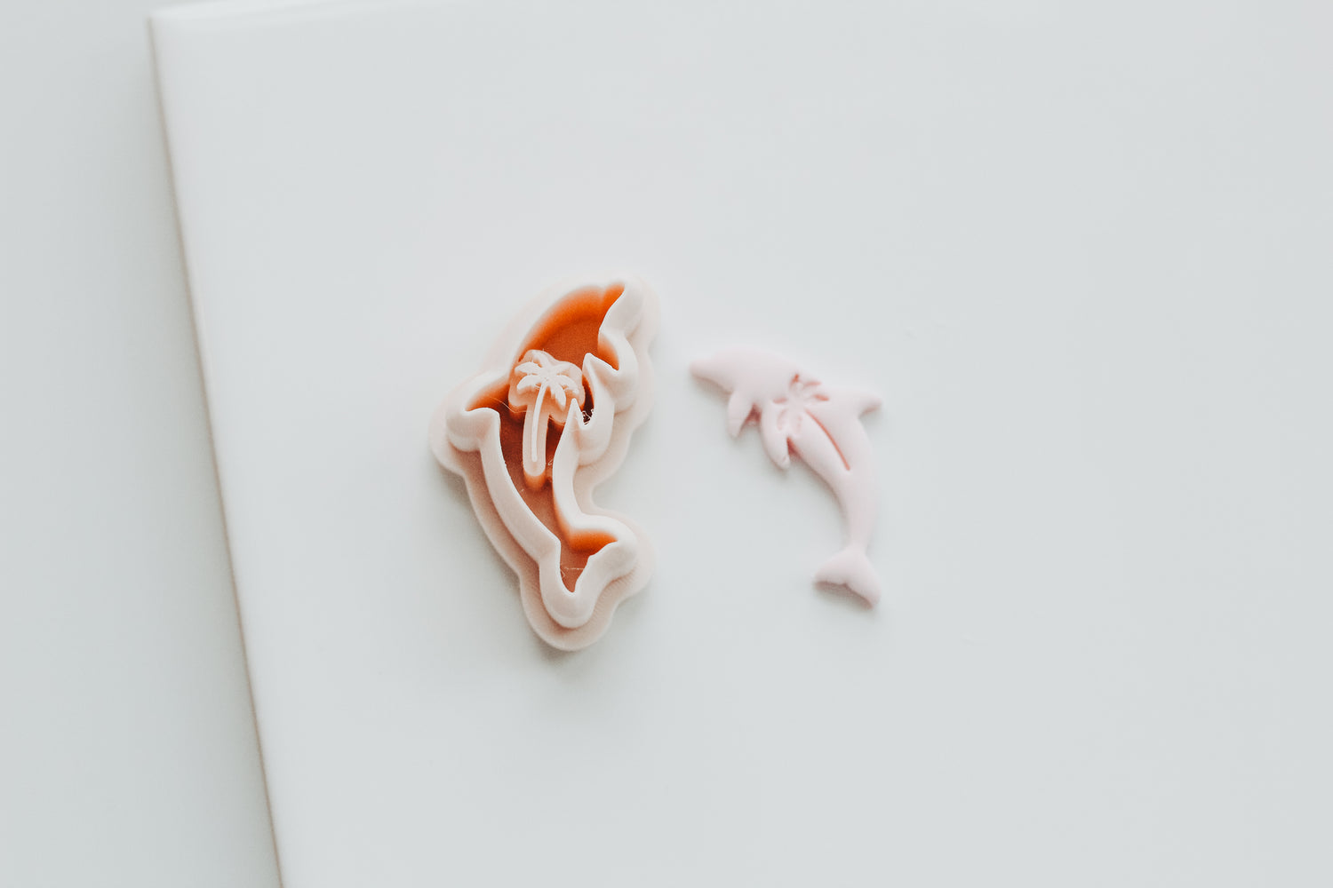 Dolphin Palm Clay Cutter