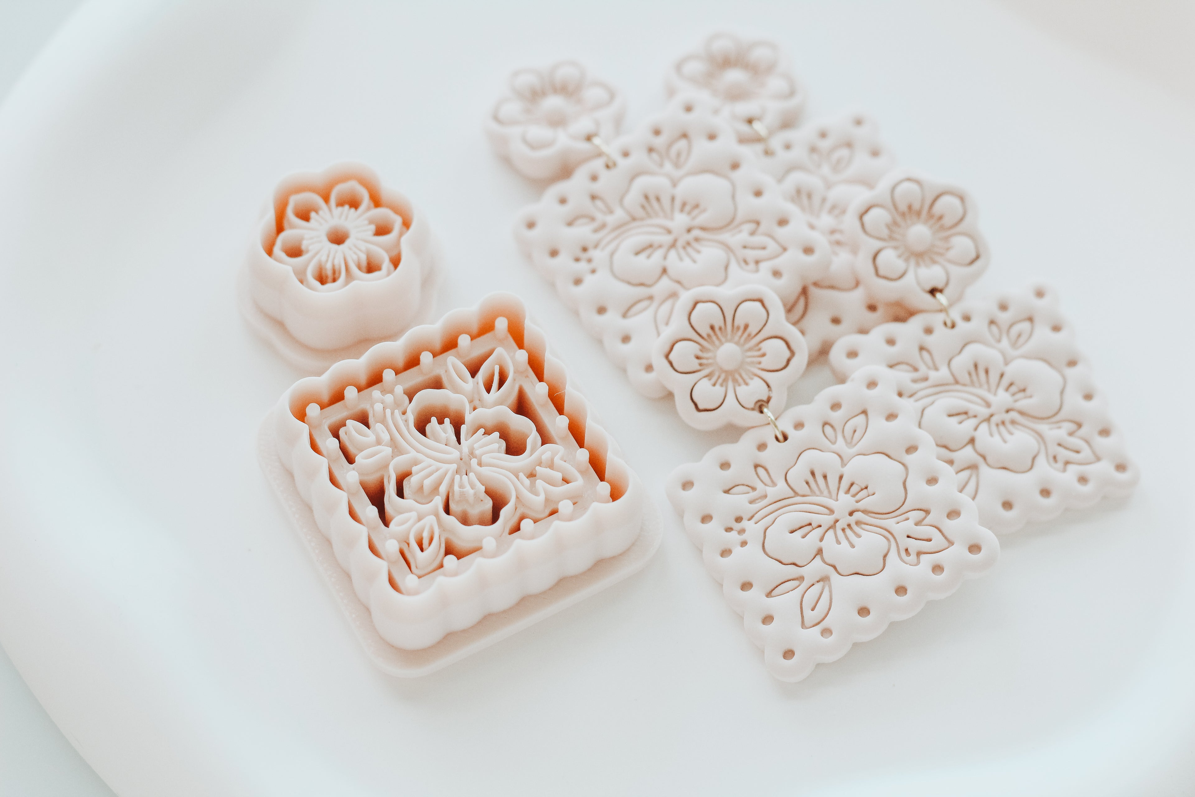 Summer Hibiscus Bloom Clay Cutter Set