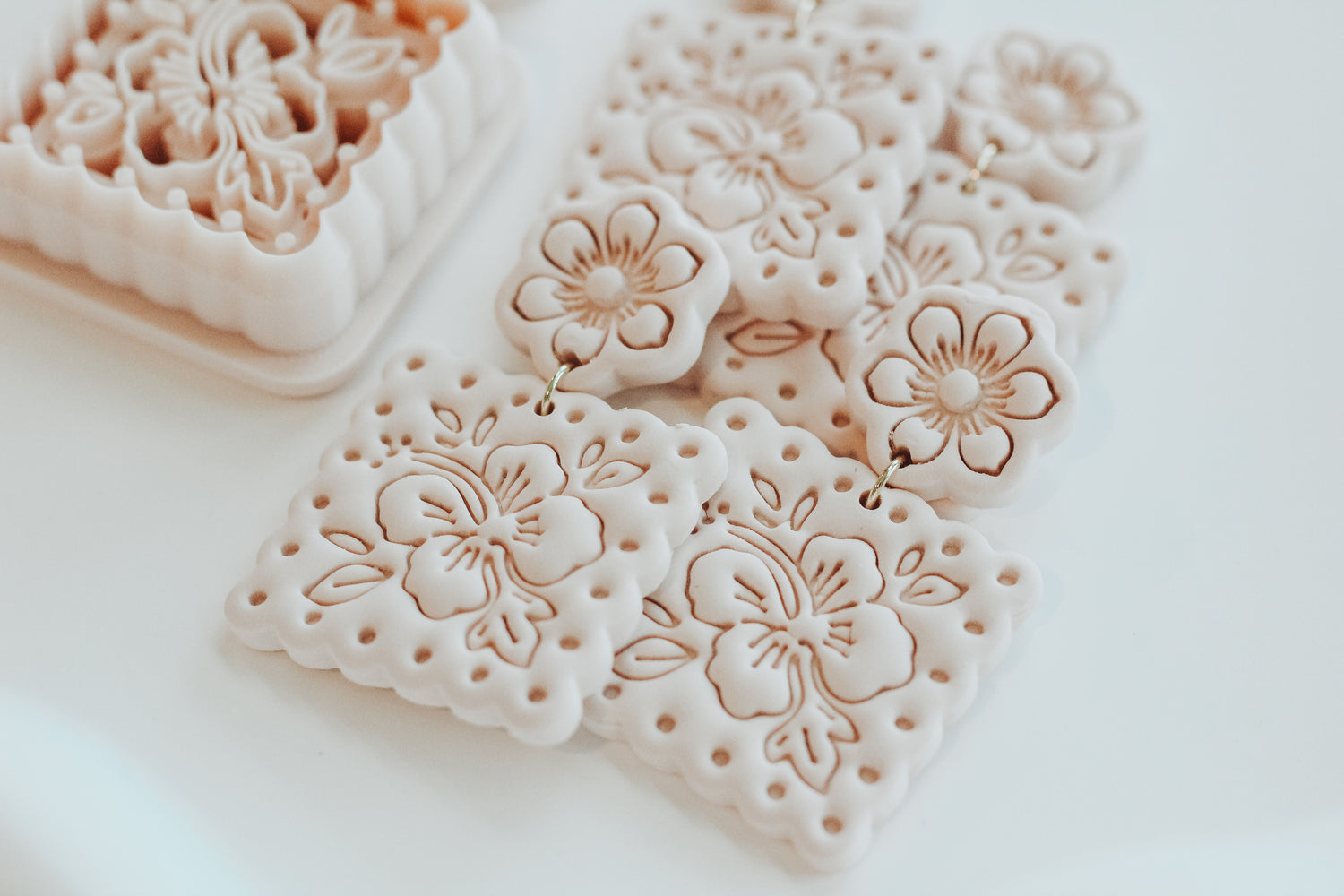 Summer Hibiscus Bloom Clay Cutter Set