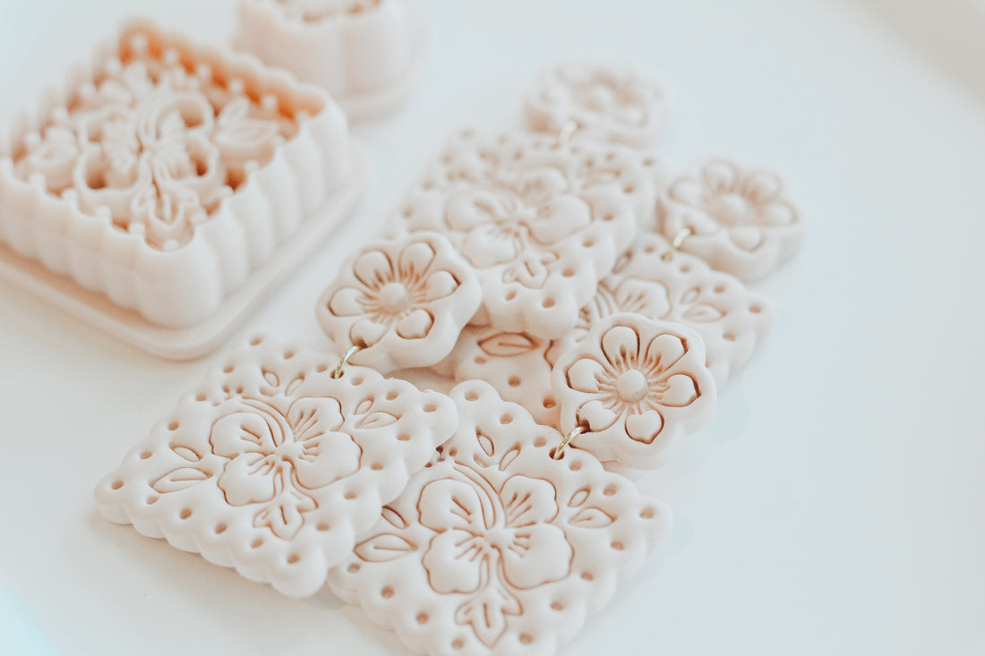 Summer Hibiscus Bloom Clay Cutter Set