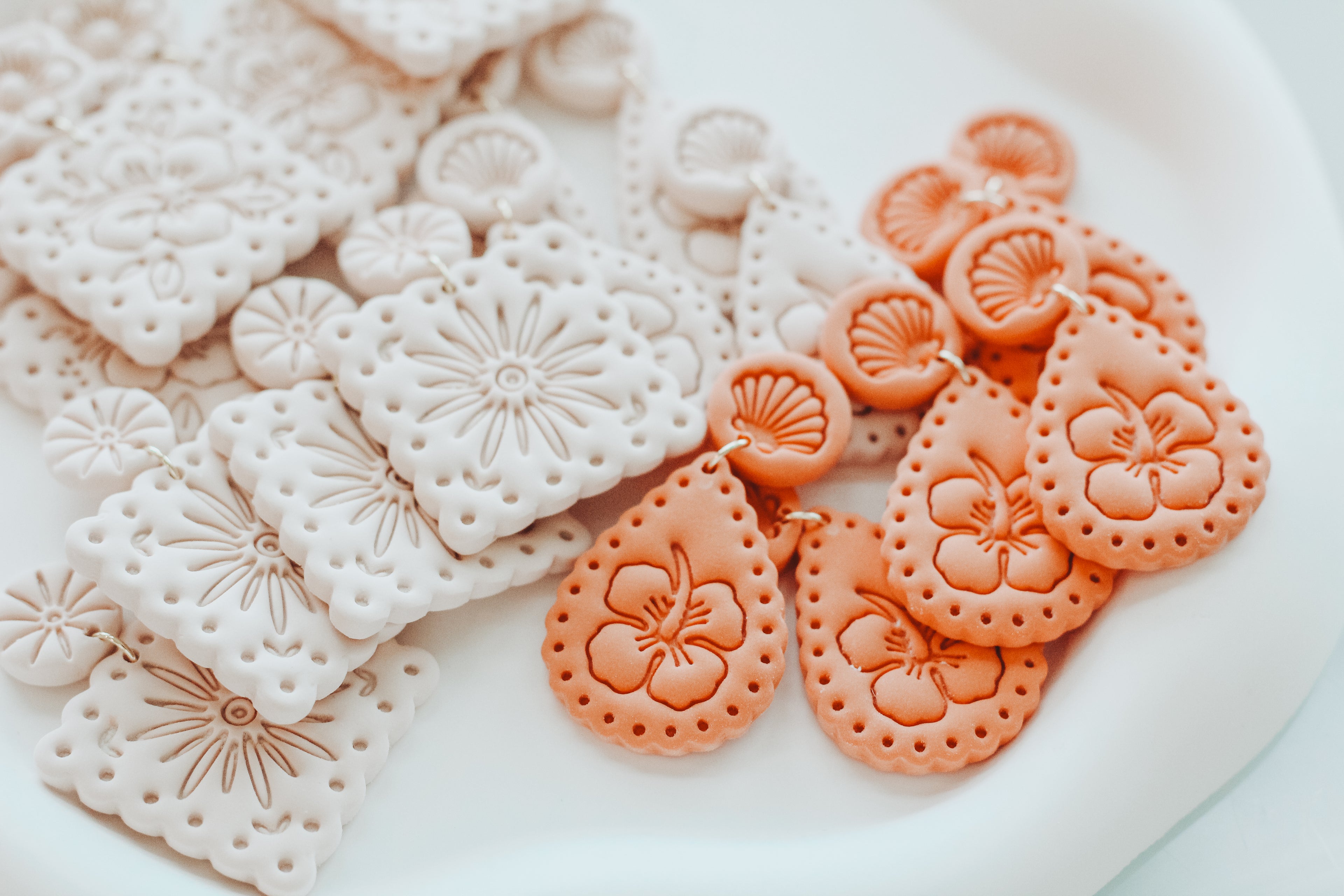 Hibiscus Dots &amp; Bloom Clay Cutter Set