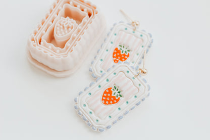 Berry Sweet Strawberry Clay Cutter Set