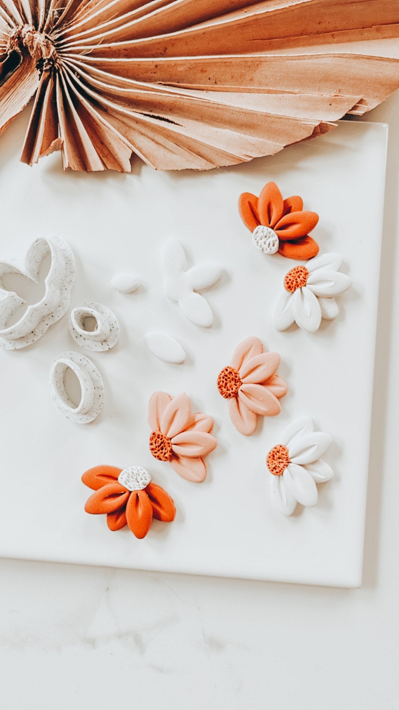 3 Piece Daisy Clay Cutter Set